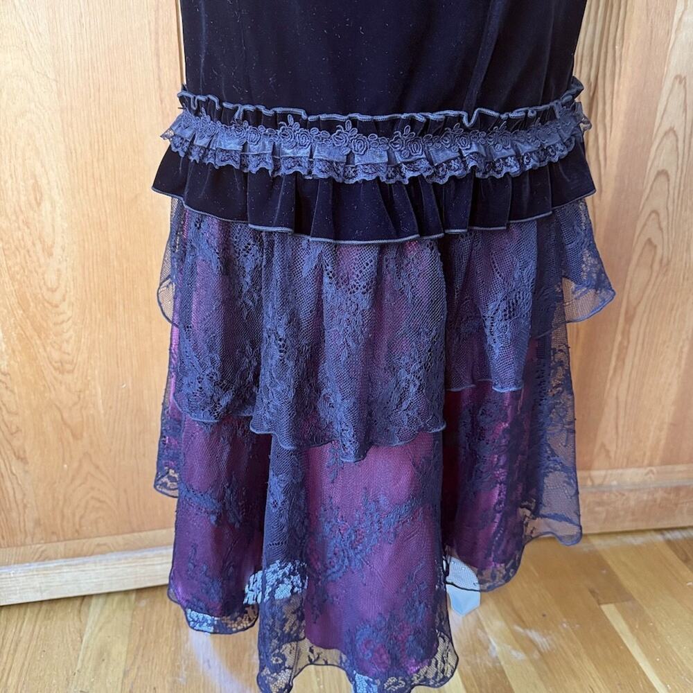Dark in Love Gothic Victorian Vampire Blood Offering Velvet High Waist Skirt - Picture 8 of 13